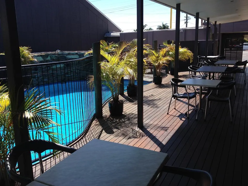 ***  Hotel Settlers Biloela Australia
